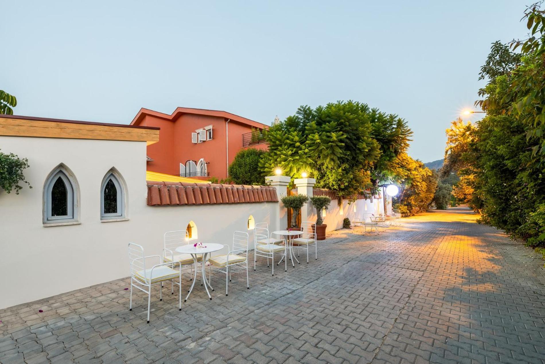 Yonca Anjelika Otel Гёчек Экстерьер фото